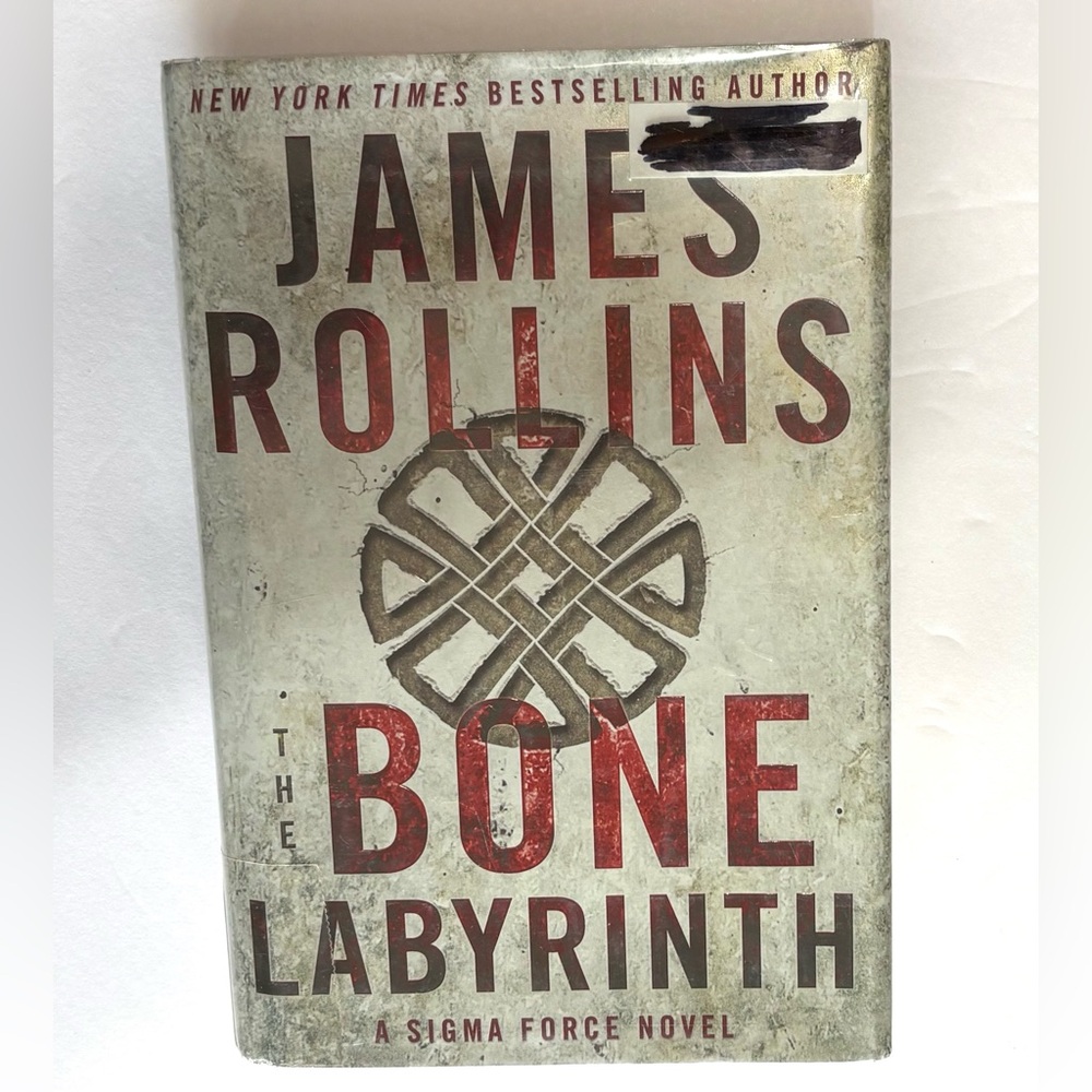 🍀 2 for $20 - The Bone Labyrinth Book by James Rollins - Hardcover
